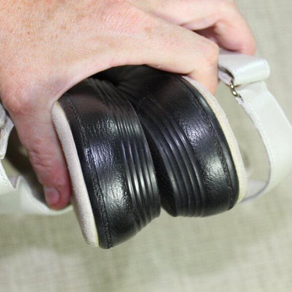 Prophet Women's Size 7.5 Pearl White Leather Flat Hook and Loop Strap Sandals - Picture 7 of 8